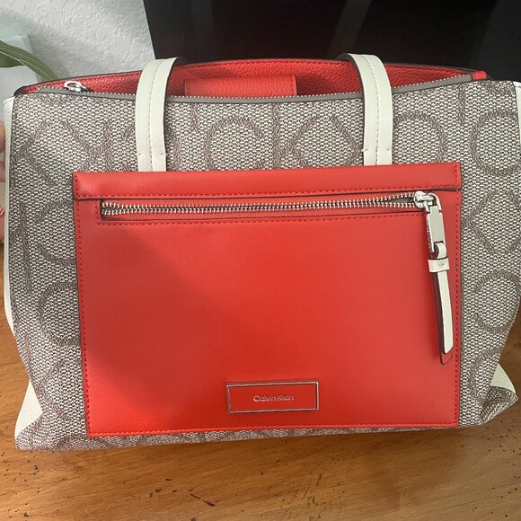 Calvin Klein Handbag - Excellent Condition - Middle Pocket- Red/Orange CK Print - Picture 1 of 7